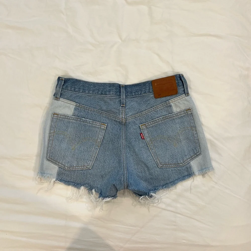 LEVIS patchwork denim shorts - Picture 2 of 6